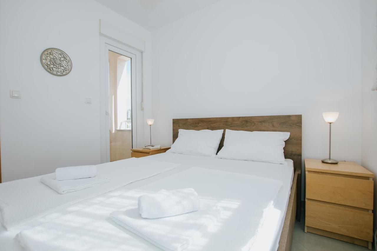 Apartman Sunny Apartamento Trogir Exterior foto